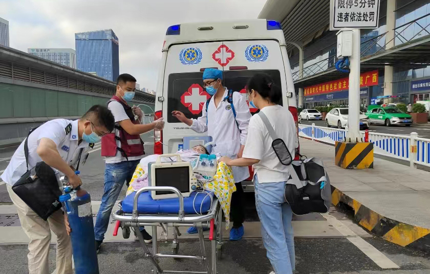 泊头市救护车出租公司